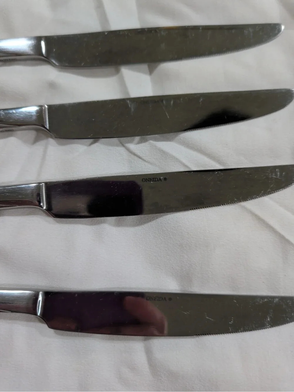 Oneida River Dinner Knives Set Of 4 9 3/8